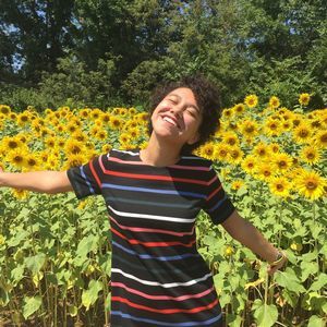 Meet your Posher, Shira